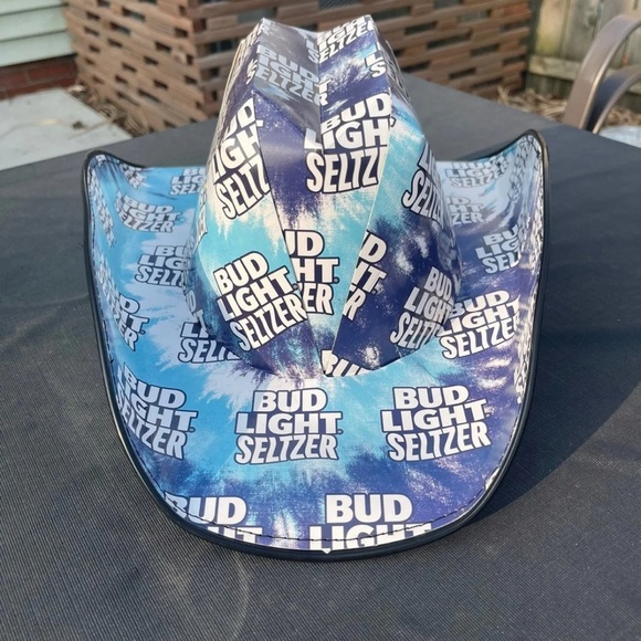Bud Light Seltzer Blue Tie Dye Cowboy Hat - Picture 3 of 6